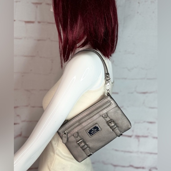 NICOLE MILLER NWT Gunmetal Grey Faux Leather Wristlet Wallet Combo NEW WITH TAGS - Picture 2 of 15